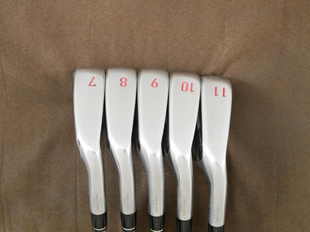 Iron set : Honma : **ก้าน 3 ดาว** ชุดเหล็ก Honma Beres NX (รุ่นปี 2023) มีเหล็ก 7-11 (5 ชิ้น) ก้านกราไฟต์ Honma Vizard NX 45 Flex SR (3 ดาว)