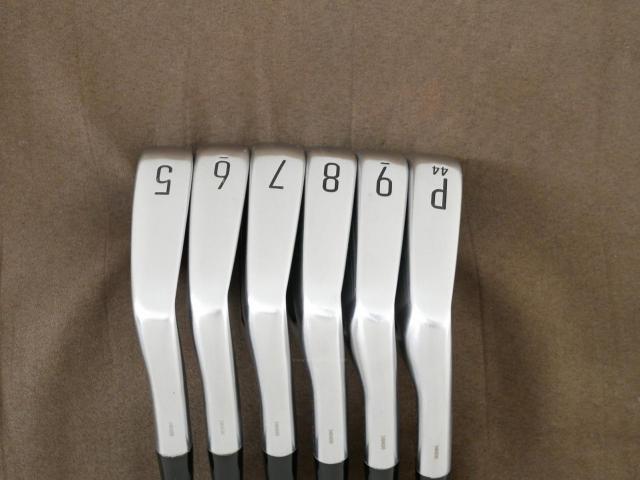 Iron set : Titleist : ชุดเหล็ก Titleist T150 Forged (ออกปี 2023 นุ่ม แน่น คม) มีเหล็ก 5-Pw (6 ชิ้น) ก้านเหล็ก NS Pro ZELOS 7 Flex S