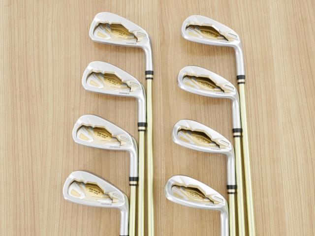 Iron set : Honma : ชุดเหล็ก Honma Beres IS-05 Forged (ปี 2017) มีเหล็ก 6-11,Aw,Sw (8 ชิ้น ระยะเทียบเท่า 5-Pw,Aw,Sw ของรุ่นอื่นๆ) ก้าน ARMRQ ∞ (48) Flex R (2 ดาว)