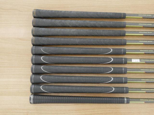 Iron set : Honma : **ก้าน 3 ดาว** ชุดเหล็ก Honma TwinMarks MG818 (รุ่นหายากก) มีเหล็ก 3-11,Sw (10 ชิ้น) ก้านกราไฟต์ ARMRQ 851 Flex R (3 ดาว)