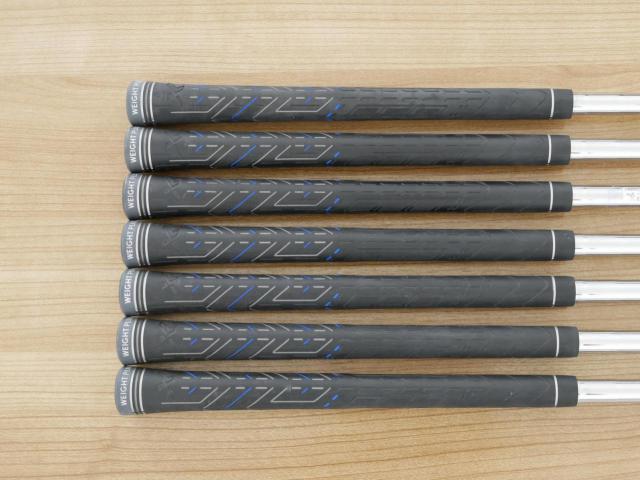 Iron set : XXIO : ชุดเหล็ก XXIO Cross 2 (ออกปี 2021 ตีไกลที่สุดของที่สุดจาก XXIO หน้าเด้งสุดๆ) มีเหล็ก 6-Pw,Aw,Dw (7 ชิ้น ตีไกลกว่าปกติ 2 เบอร์) ก้านเหล็ก NS Pro 860 DST Flex R