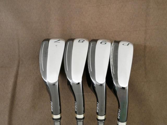 Iron set : PRGR : ชุดเหล็กกระเทย PRGR New Egg Iron (รุ่นปี 2017 ตีง่ายและไกลมาก) มีเหล็ก 7-Pw (4 ชิ้น) ก้านกราไฟต์ Flex R2 (M-35)
