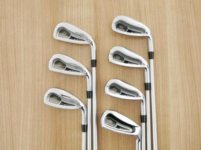 Iron set : Other Brand : ชุดเหล็ก Muziik On The Screw Type D (หน้า Maraging เด้ง ตีไกลมาก) มีเหล็ก 6-Pw,Aw,As (7 ชิ้น) ก้านกราไฟต์ Fujikura MCI 50 Flex R