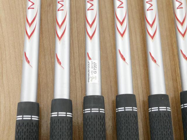 Iron set : Fourteen : ชุดเหล็ก Fourteen PC-555 (ตีง่าย ไกล) มีเหล็ก 6-Pw,Aw (6 ชิ้น) ก้านกราไฟต์ Flex R