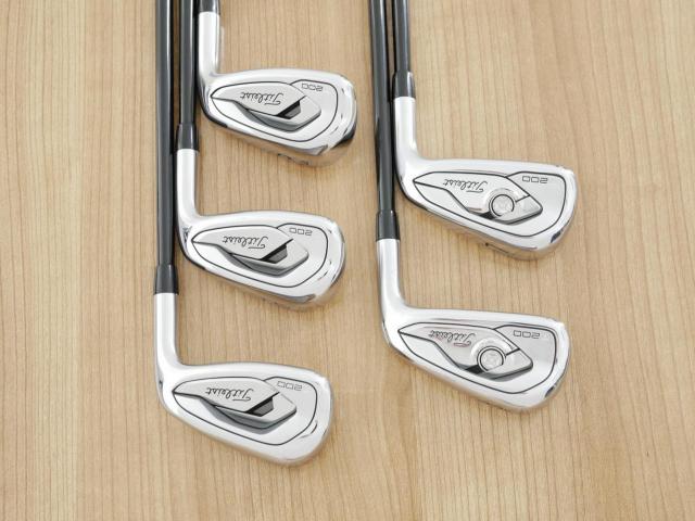 Iron set : Titleist : ชุดเหล็ก Titleist T200 (รุ่นปี 2020) มีเหล็ก 6-Pw (5 ชิ้น) ก้านกราไฟต์ Mitsubishi KUROKAGE 60i Flex R