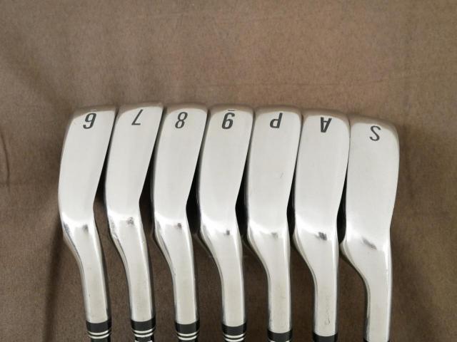 Iron set : XXIO : ชุดเหล็ก XXIO 9 Red (ตีง่ายมากๆ ปี 2017) มีเหล็ก 6-Pw,Aw,Sw (7 ชิ้น) ก้านกราไฟต์ MP-900 Flex R