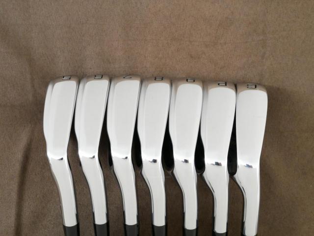 Iron set : Mizuno : ชุดเหล็ก Mizuno JPX 800 AD Forged มีเหล็ก 5-Pw,Aw (7 ชิ้น) ก้านกราไฟต์ Flex R