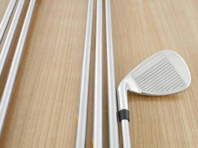 Iron set : Callaway : ชุดเหล็ก Callaway Mavrik (ปี 2020 ตีง่าย ไกลมากๆ) มีเหล็ก 5-Pw,Aw (7 ชิ้น) ก้านกราไฟต์ Mitsubishi Diamana 50 Flex S