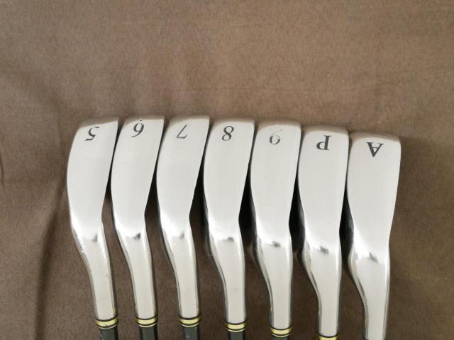 Iron set : XXIO : ชุดเหล็ก XXIO Prime 7 (รุ่นท๊อปสุด ตีง่าย ไกล) มีเหล็ก 5-Pw,Aw (7 ชิ้น) ก้านกราไฟต์ SP-700 Flex SR