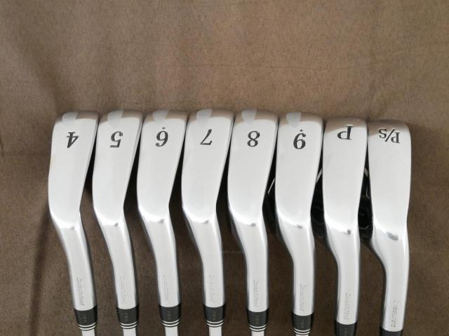 Iron set : Tourstage : ชุดเหล็ก Tourstage PHYZ Forged (ซีรี่ย์ท๊อป นุ่มไกล) มีเหล็ก 4-Pw,Aw (8 ชิ้น) ก้านเหล็ก NS Pro 800 Flex R