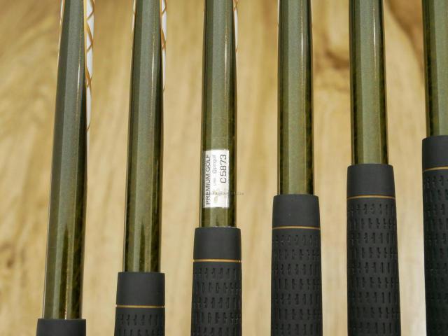 Iron set : Honma : **ก้าน 3 ดาว** ชุดเหล็ก Honma Beres IS-06 Forged (ปี 2019) มีเหล็ก 6-11,Aw (7 ชิ้น เทียบเท่า 5-Pw,Aw) ก้าน ARMRQ X (47) Flex R (3 ดาว)