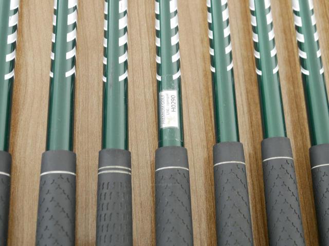Iron set : Katana : ชุดเหล็กกระเทย Katana Snipe Iron LX-9 มีเหล็ก 4-Pw,Aw,Sw (9 ชิ้น) ก้านกราไฟต์ Flex SR