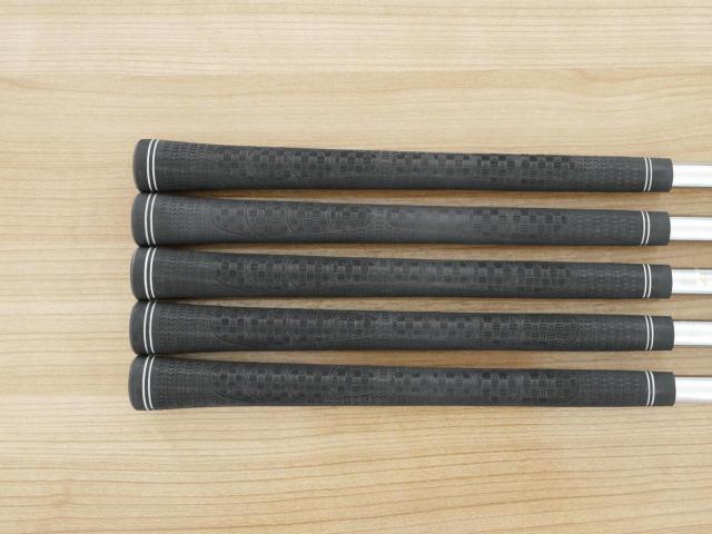 Iron set : Honma : ชุดเหล็ก Honma Tour World GS (ออกปี 2021 ใบใหญ่ ตีง่าย ไกล) มีเหล็ก 6-10 (5 ชิ้น) ก้านเหล็ก NS Pro 950 NEO Flex S