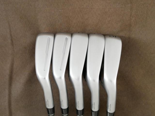 Iron set : Honma : ชุดเหล็ก Honma Tour World GS (ออกปี 2021 ใบใหญ่ ตีง่าย ไกล) มีเหล็ก 6-10 (5 ชิ้น) ก้านเหล็ก NS Pro 950 NEO Flex S