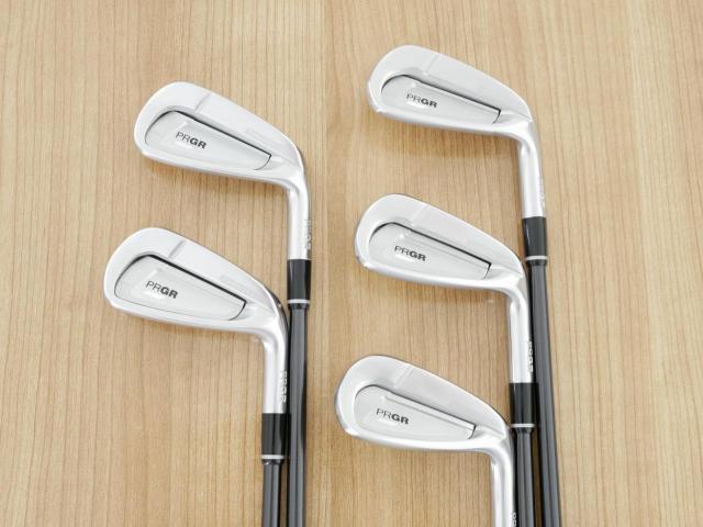 Iron set : PRGR : ชุดเหล็ก PRGR 02 Forged (ปี 2021 นุ่มมาก หายาก) มีเหล็ก 6-Pw (5 ชิ้น) ก้านกราไฟต์ Mitsubishi Diamana Flex SR