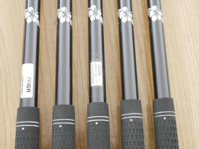 Iron set : PRGR : ชุดเหล็ก PRGR 02 Forged (ปี 2021 นุ่มมาก หายาก) มีเหล็ก 6-Pw (5 ชิ้น) ก้านกราไฟต์ Mitsubishi Diamana Flex SR