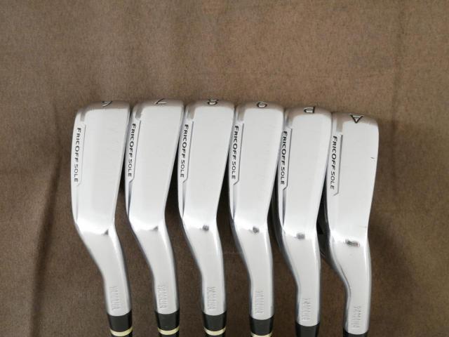 Iron set : Yamaha : ชุดเหล็ก Yamaha Inpres UD+2 (ออกปี 2019 ตีไกลที่สุด ไกลกว่าเหล็กทั่วไป 2 เบอร์ หน้าเด้ง COR 0.822) มีเหล็ก 6-Pw,Aw (6 ชิ้น) ก้านกราไฟต์ Flex SR