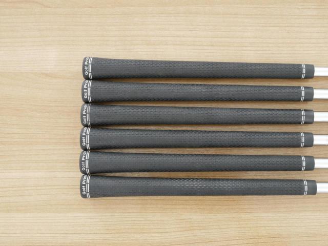 Iron set : Titleist : ชุดเหล็ก Titleist T100S Forged (รุ่นปี 2022) มีเหล็ก 5-Pw (6 ชิ้น) ก้านเหล็ก NS Pro 105T Flex S