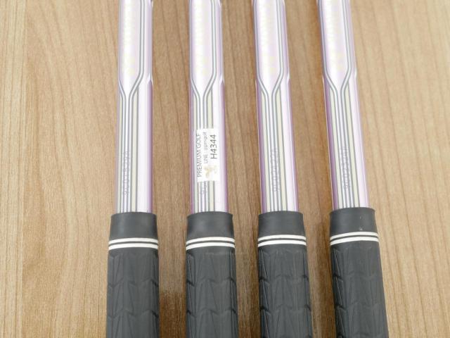 Lady club : All : ชุดเหล็ก Yonex Royal E-Zone (รุ่นปี 2020 หน้าเด้งสุดๆ ตีไกลสุดๆ) มีเหล็ก 7-Pw (4 ชิ้น เหล็ก 6 ระยะเท่าเบอร์ 5 รุ่นอื่น) ก้านกราไฟต์ Flex R (Lady)