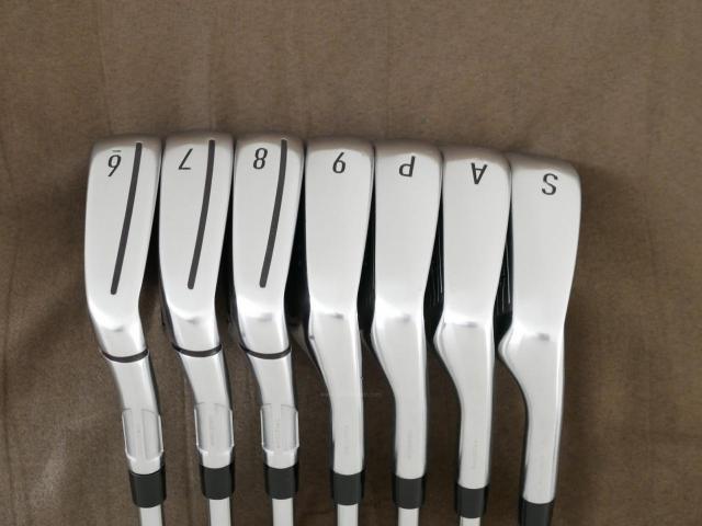 Iron set : Taylormade : ชุดเหล็ก Taylormade Qi (รุ่นล่าสุด ออกปี 2024 Japan Spec.) มีเหล็ก 6-Pw,Aw,Sw (7 ชิ้น) ก้านเหล็ก NS Pro 820GH Flex R
