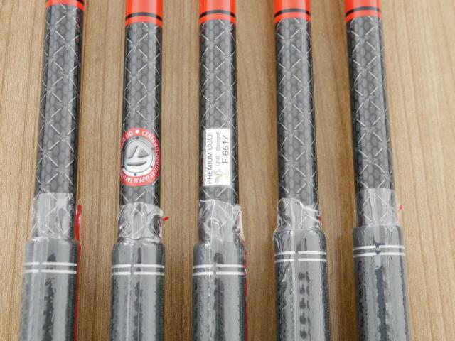 Iron set : Taylormade : **ของใหม่ ยังไม่แกะพลาสติก** ชุดเหล็ก Taylormade Stealth (ออกปี 2022 Japan Spec.) มีเหล็ก 6-Pw (5 ชิ้น) ก้านกราไฟต์ Mitsubishi Tensei TM60 Flex R