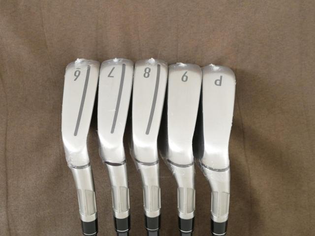 Iron set : Taylormade : **ของใหม่ ยังไม่แกะพลาสติก** ชุดเหล็ก Taylormade Stealth (ออกปี 2022 Japan Spec.) มีเหล็ก 6-Pw (5 ชิ้น) ก้านกราไฟต์ Mitsubishi Tensei TM60 Flex R