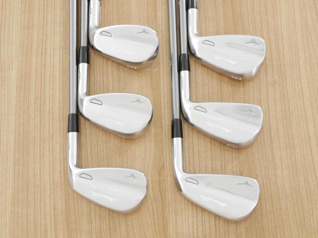 Iron set : Mizuno : ชุดเหล็ก Mizuno Pro M-15 Forged (รุ่นล่าสุด ออกปี 2025 หล่อ นุ่ม ระยะดี) มีเหล็ก 6-Pw,Aw (6 ชิ้น) ก้านกราไฟต์ Fujikura MCI 100 Flex S