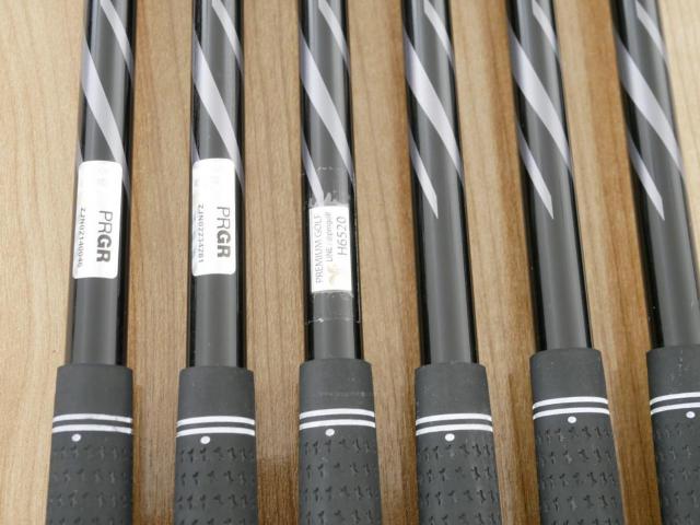 Iron set : PRGR : ชุดเหล็ก PRGR 04 Forged (รุ่นปี 2025 ตีง่าย ไกลมากๆๆ) มีเหล็ก 6-Pw,AW (6 ชิ้น) ก้านกราไฟต์ Fujikura MCI Flex R
