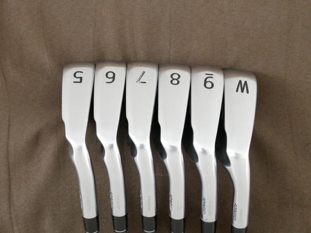 Iron set : PXG : ชุดเหล็ก PXG 0311XF Forged (รุ่นตีง่ายสุด ไกล) มีเหล็ก 5-Pw (6 ชิ้น) ก้านเหล็ก NS Pro 950 NEO Flex R