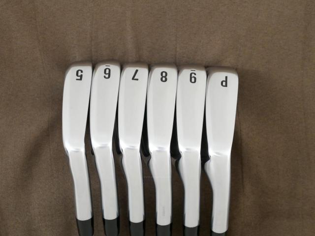 Iron set : Callaway : ชุดเหล็ก Callaway X Forged (รุ่นล่าสุด ปี 2024 นุ่ม แน่น หล่อมาก) มีเหล็ก 5-Pw (6 ชิ้น) ก้านเหล็ก NS Pro Modus 105 Flex S