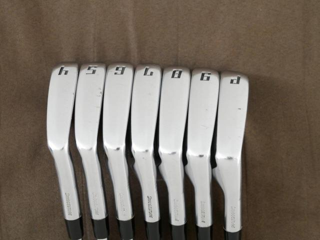 Iron set : Tourstage : ชุดเหล็ก Tourstage X-Blade 701 Forged มีเหล็ก 4-Pw (7 ชิ้น) ก้านเหล็ก NS Pro 950 Flex S