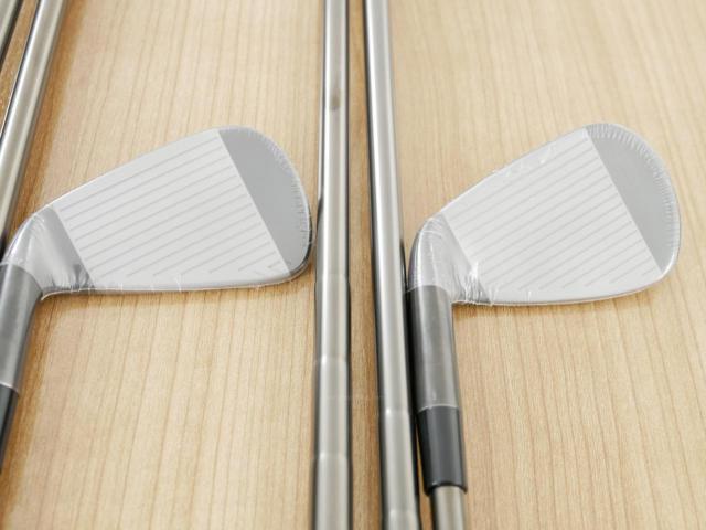 Iron set : Taylormade : **ของใหม่ แต่มีแกะพลาสติกแล้วบางชิ้นนะครับ** ชุดเหล็ก Taylormade P770 Black Forged (หายาก รุ่นล่าสุด ออกปี 2024 นุ่ม แน่น) มีเหล็ก 5-Pw (6 ชิ้น) ก้านเหล็ก Ns Pro Modus 120 Flex S