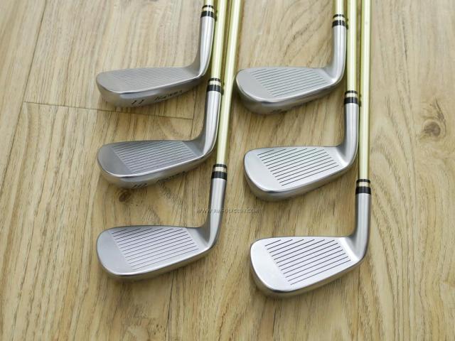 Iron set : Honma : ชุดเหล็ก Honma Beres IS-05 Forged (ปี 2017) มีเหล็ก 6-11 (6 ชิ้น ระยะเทียบเท่า 5-Pw ของรุ่นอื่นๆ) ก้าน ARMRQ ∞ (48) FLex SR (2 ดาว)